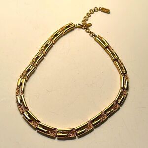 Monet Vintage Gold Tone Rectangle Linked Choker Necklace K725